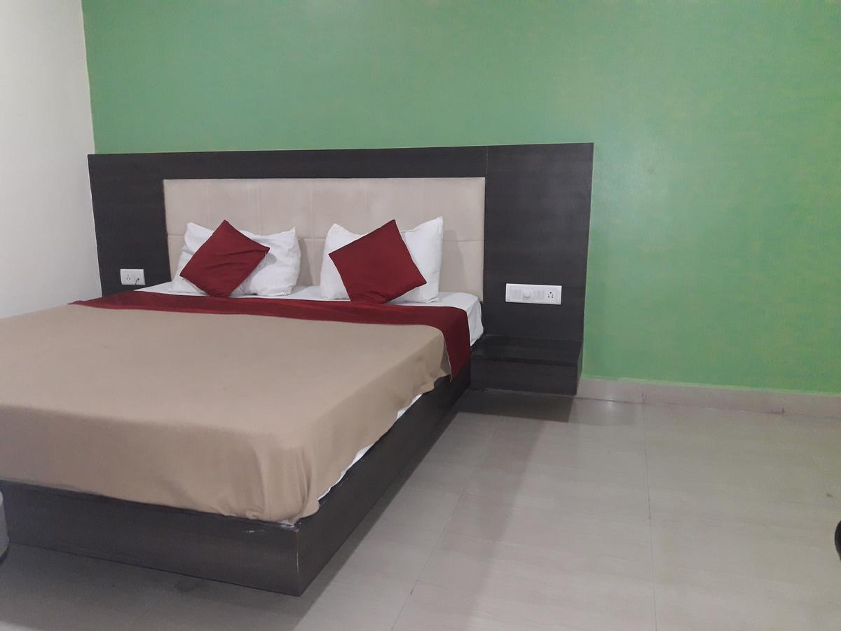 Vijaya Lakshmi Residency Hotel Bangalore Exterior photo