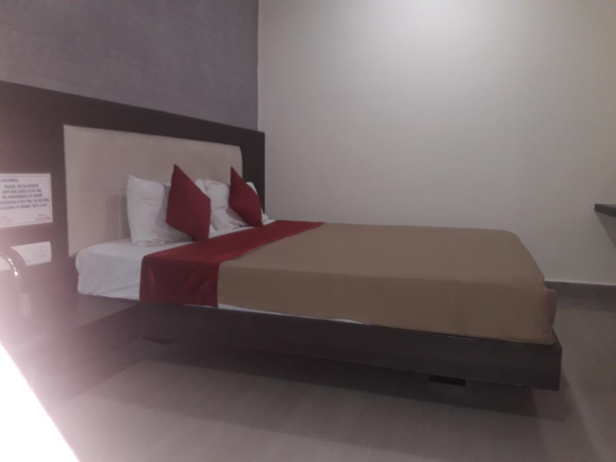 Vijaya Lakshmi Residency Hotel Bangalore Exterior photo