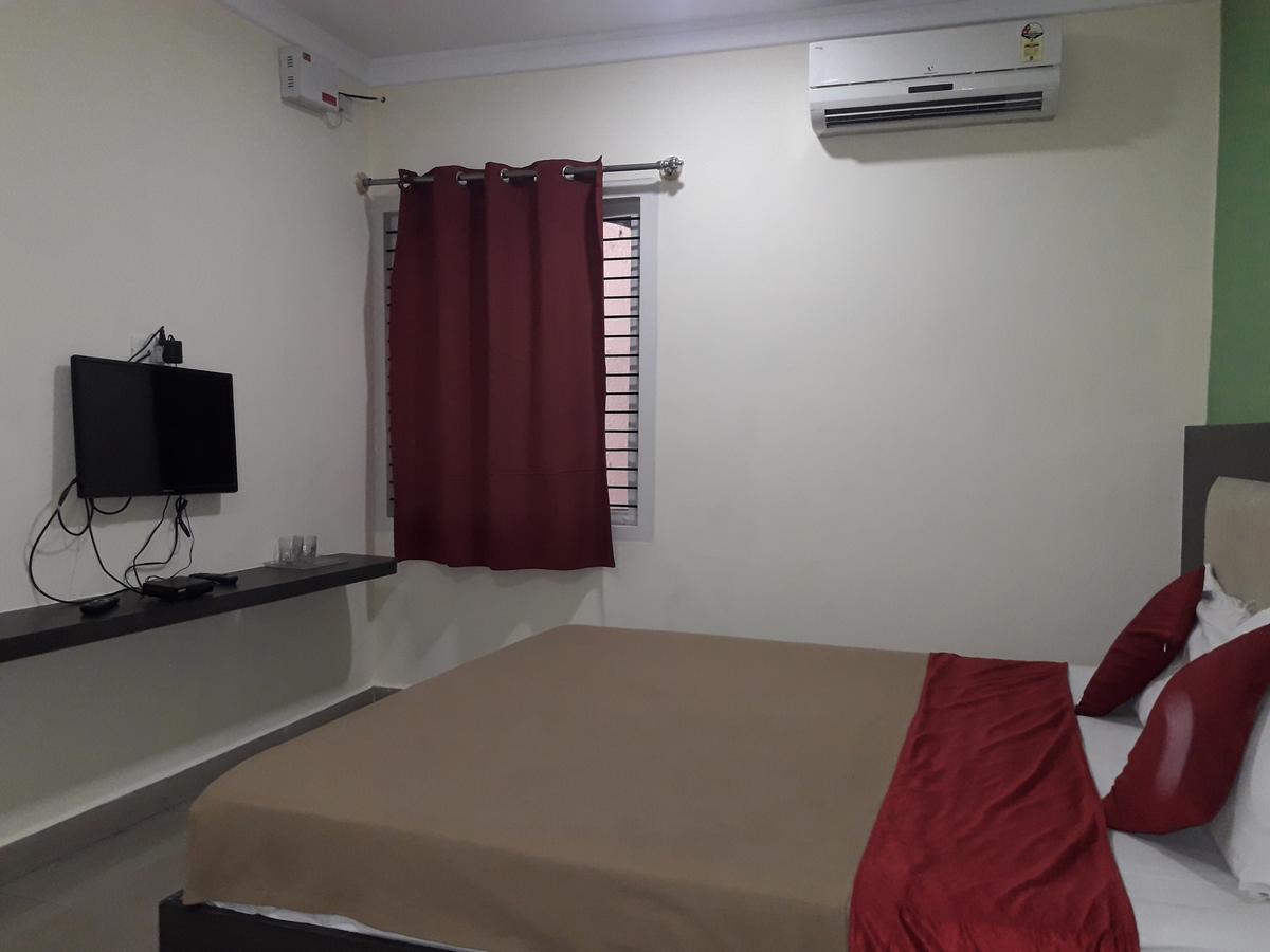 Vijaya Lakshmi Residency Hotel Bangalore Exterior photo