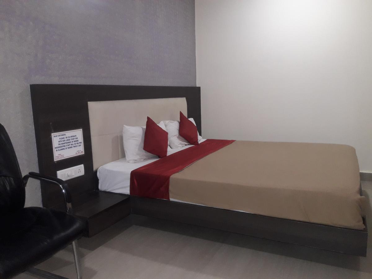 Vijaya Lakshmi Residency Hotel Bangalore Exterior photo