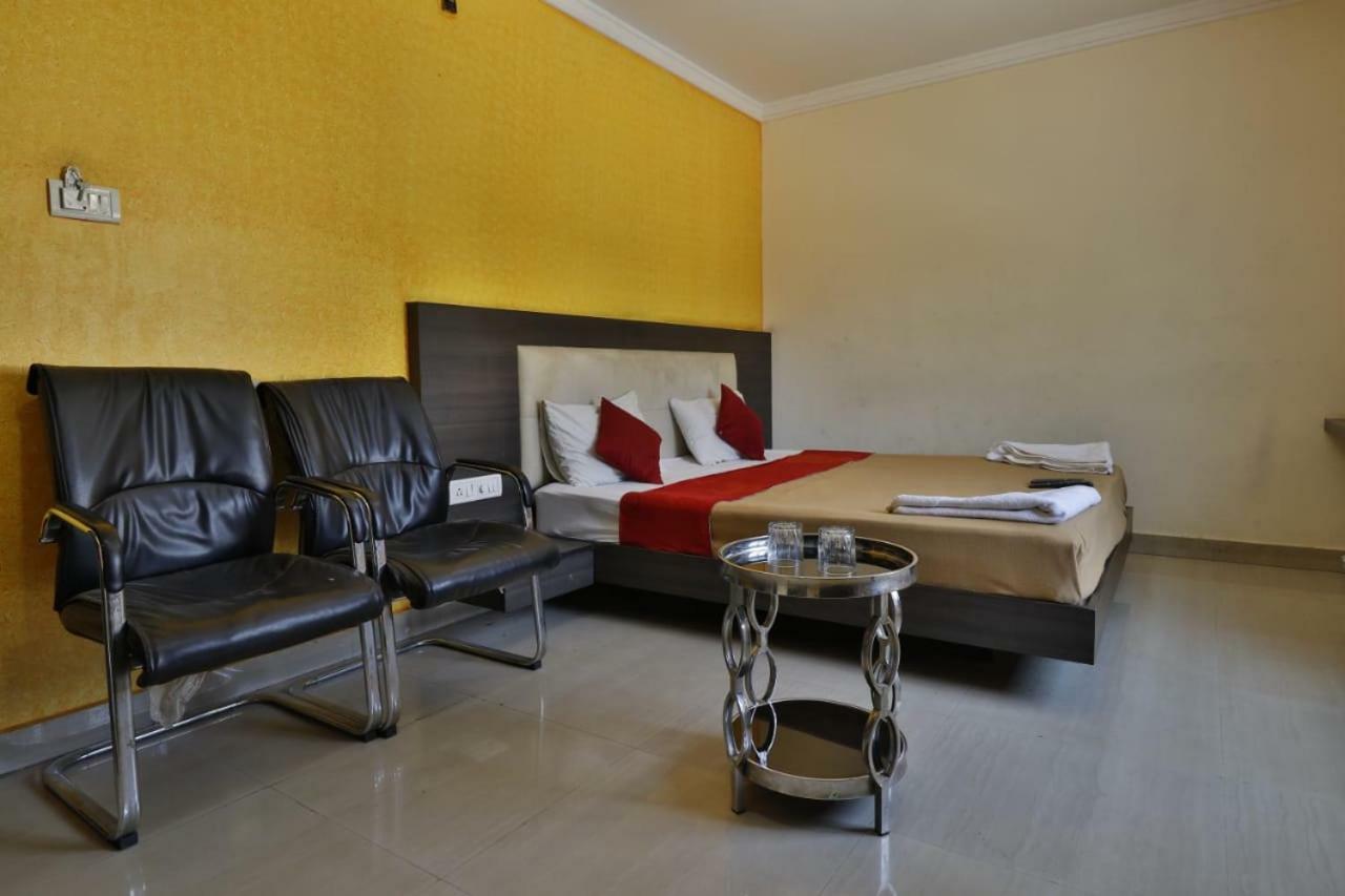 Vijaya Lakshmi Residency Hotel Bangalore Exterior photo